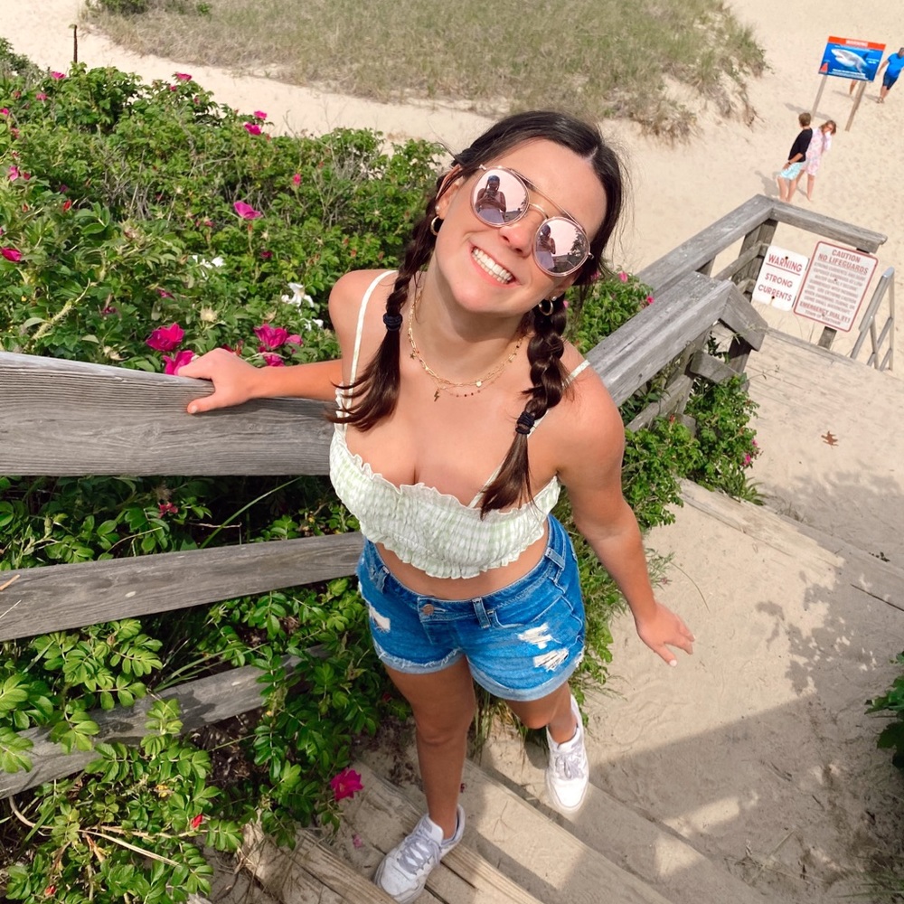 Meet your Posher, Emma